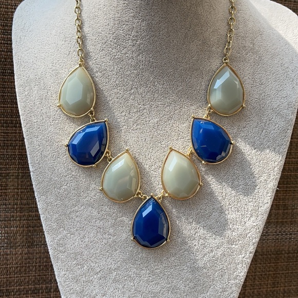 Blue Gem Stone Necklace - Picture 9 of 12